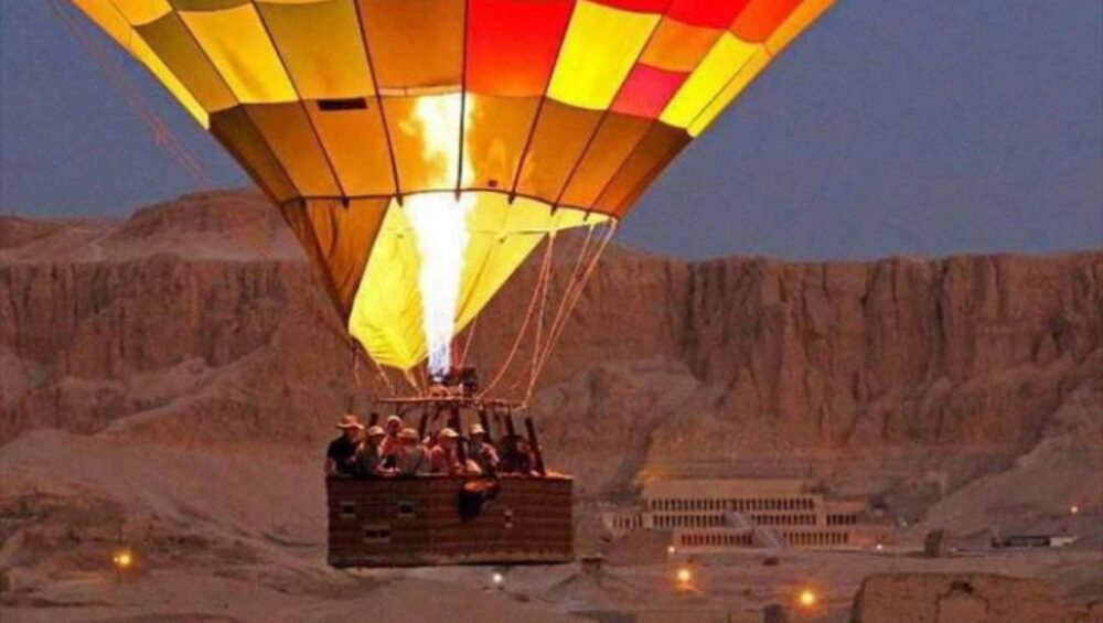 Balloon over Luxor