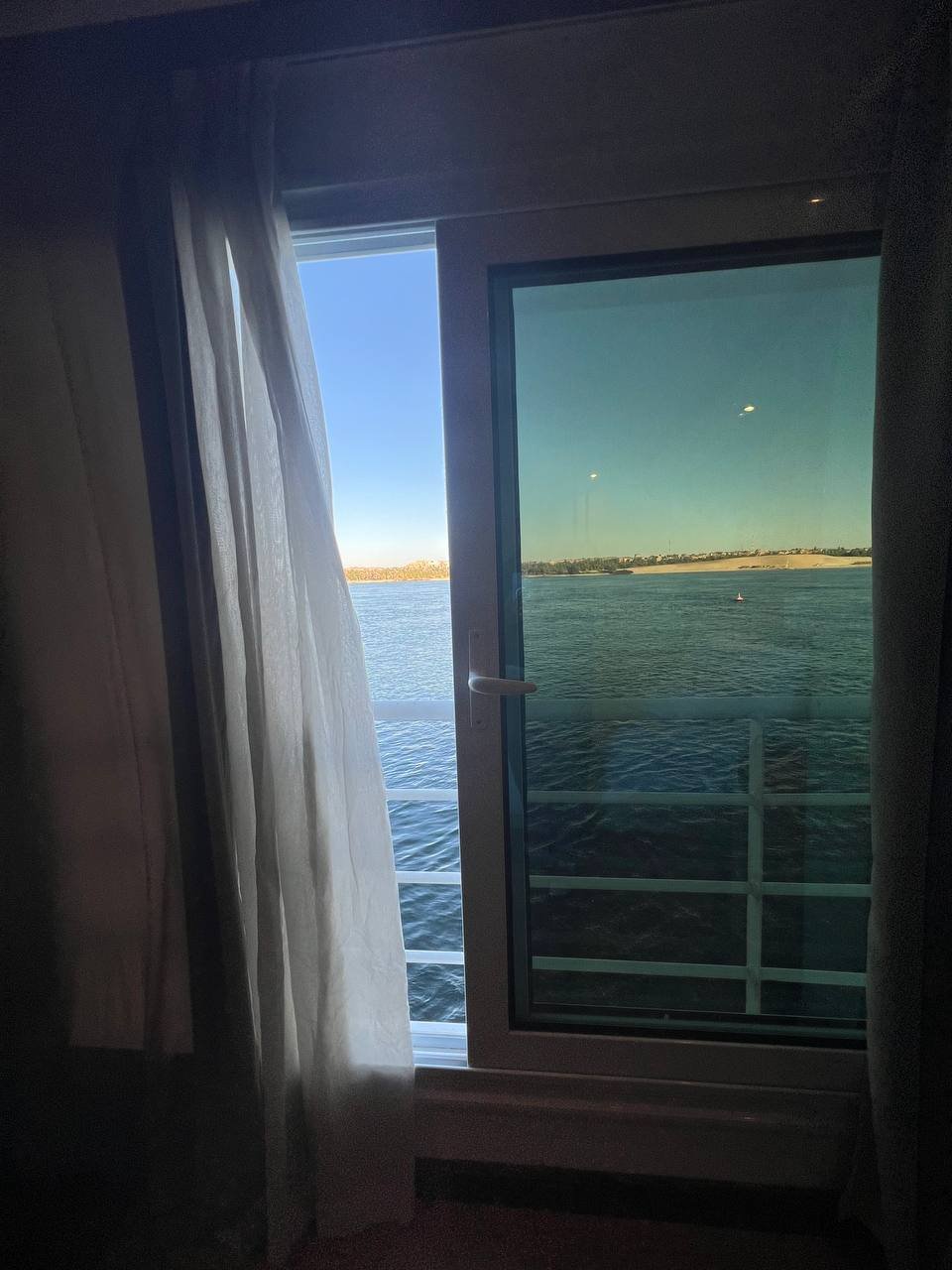 photo_5807895266211251818_y